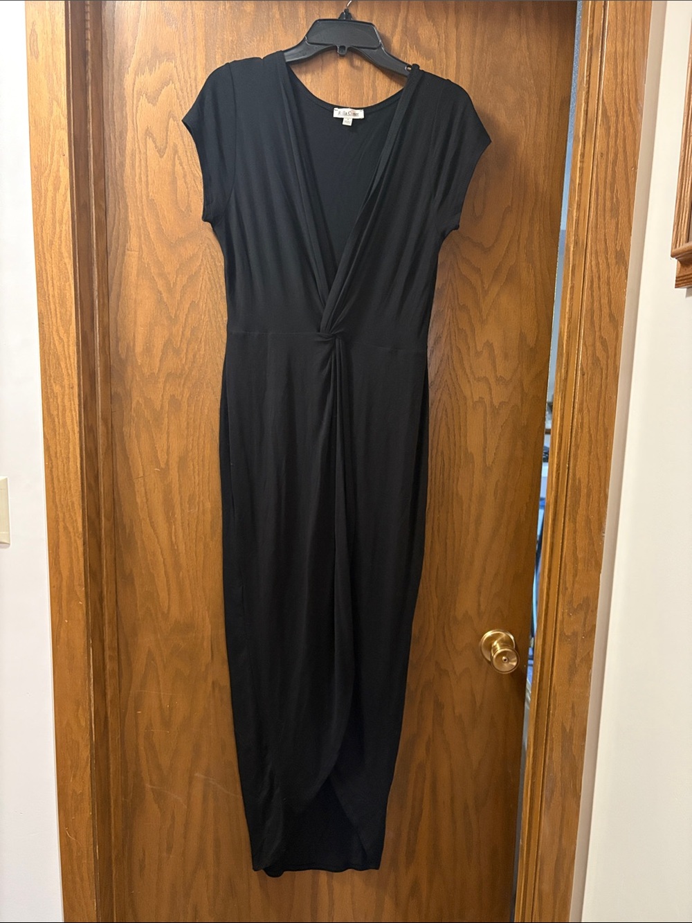 Black Knot-Front Maxi Dress